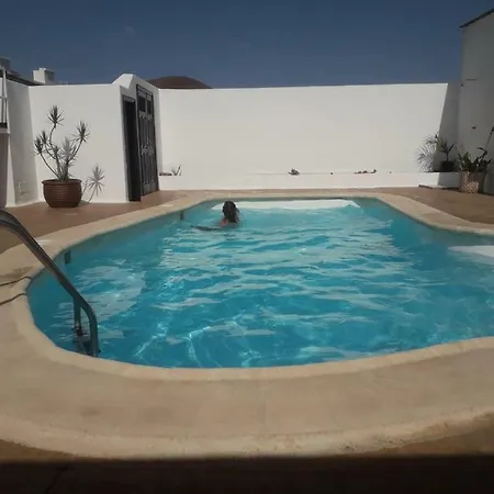 El Meridiano Bed & Breakfast 2*