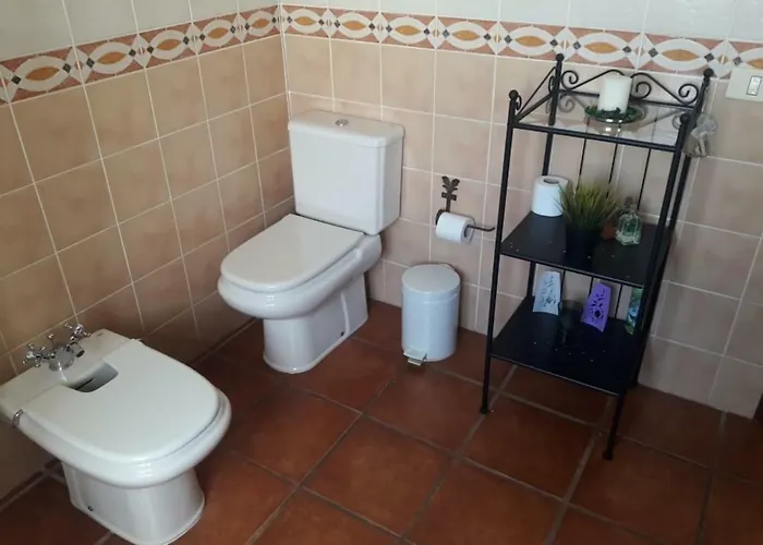 El Meridiano Nocleg ze śniadaniem 2*